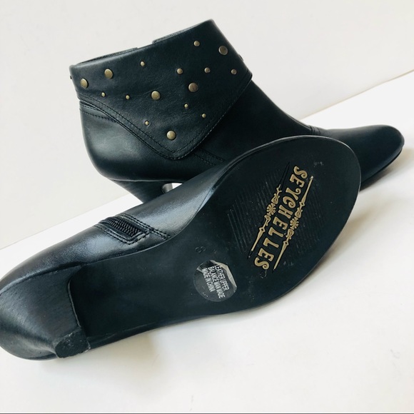 Seychelles Black Smooth Leather Ankle Bootie Sz-8 - Picture 8 of 10